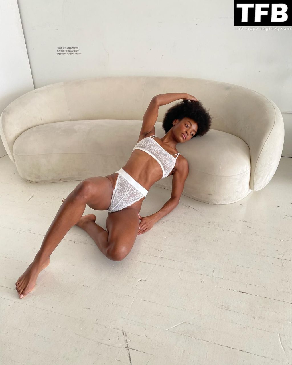 Tanaye White Nude &amp; Sexy (17 Photos)