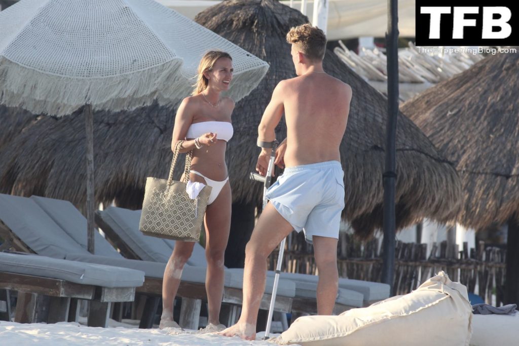 Tiffany Watson Wears a White Bikini as She Hits the Beach in Mexico (68 Photos)