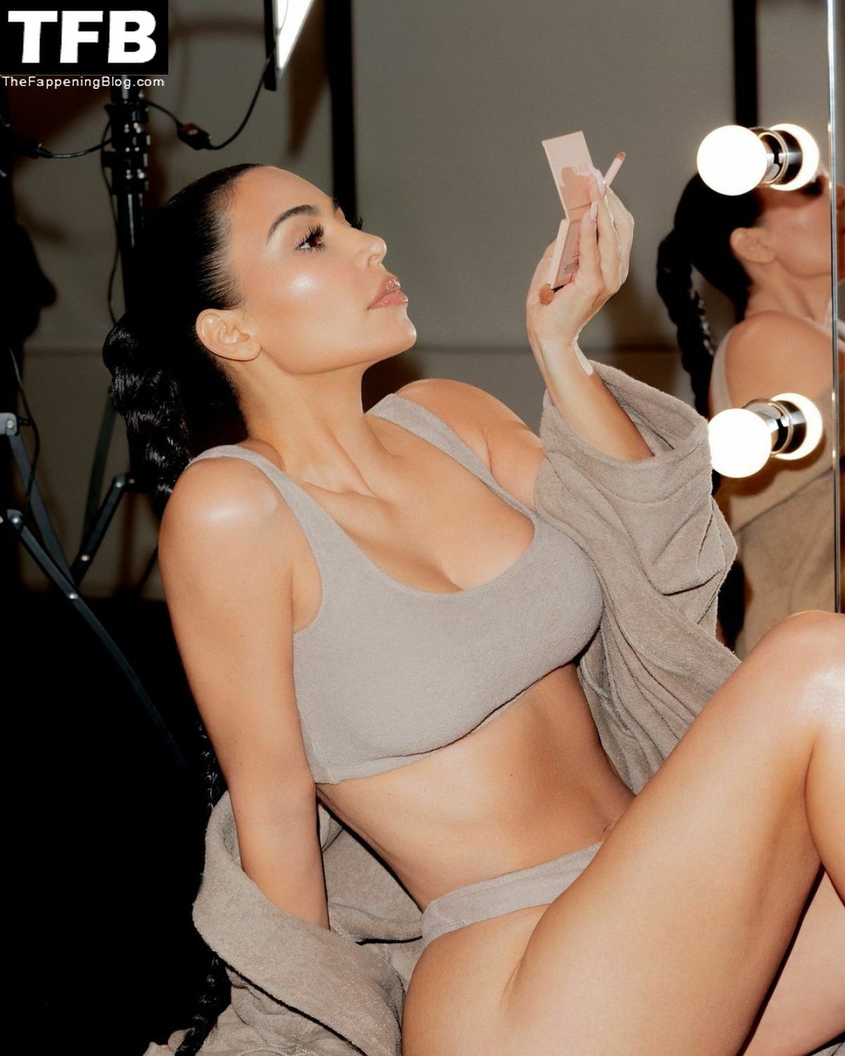 kim-kardashian-leaked-41316-thefappeningblog.com_.jpg