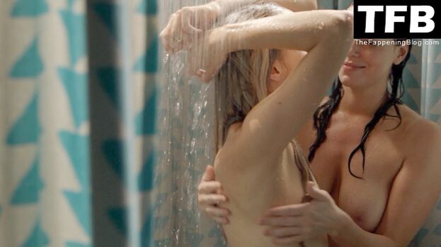 Laura Prepon Nude & Sexy Collection (59 Photos) #TheFappenin