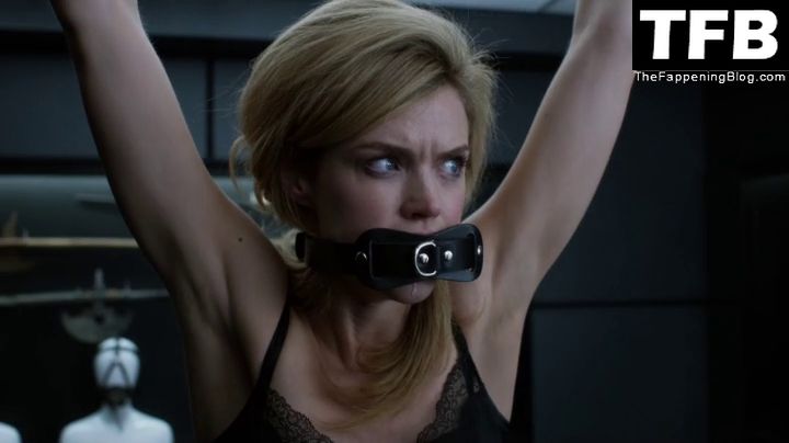 Erin Richards Topless &amp; Sexy Collection (12 Photos)
