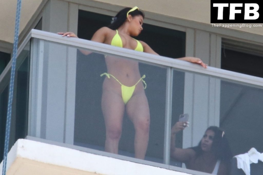 Aliana Mawla Puts on a Bikini Show on Her Hotel Balcony (26 Photos)
