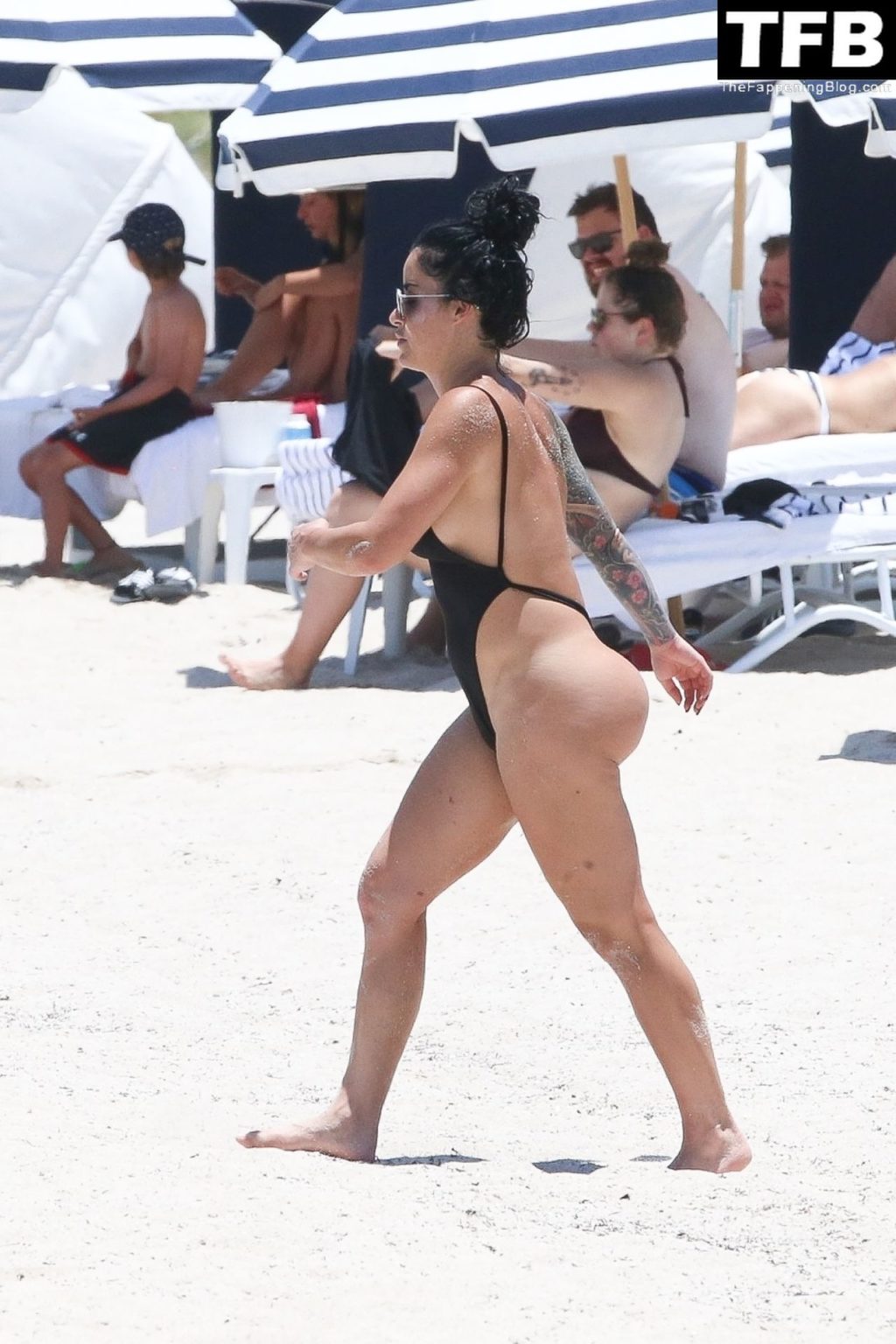 Alysia Magen Shows Off Her Curves While Enjoying a Sunny Day at the Beach in Miami Beach (64 Photos)