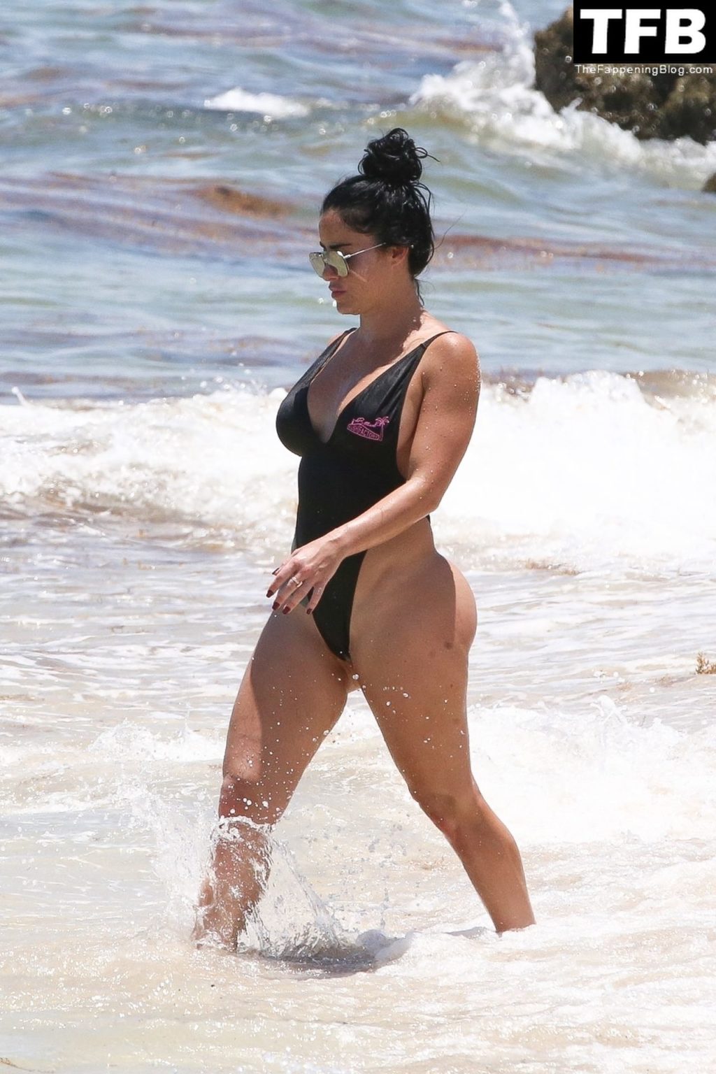 Alysia Magen Shows Off Her Curves While Enjoying a Sunny Day at the Beach in Miami Beach (64 Photos)