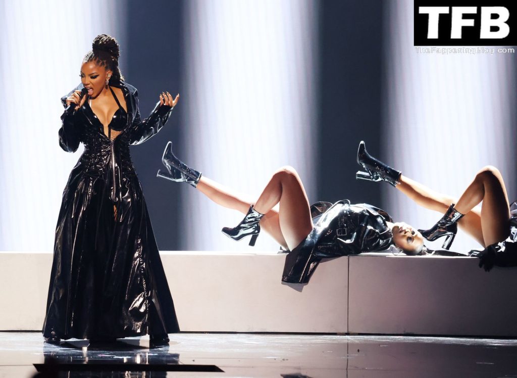 Chloe Bailey Performs at the 2022 BET Awards in LA (30 Photos)