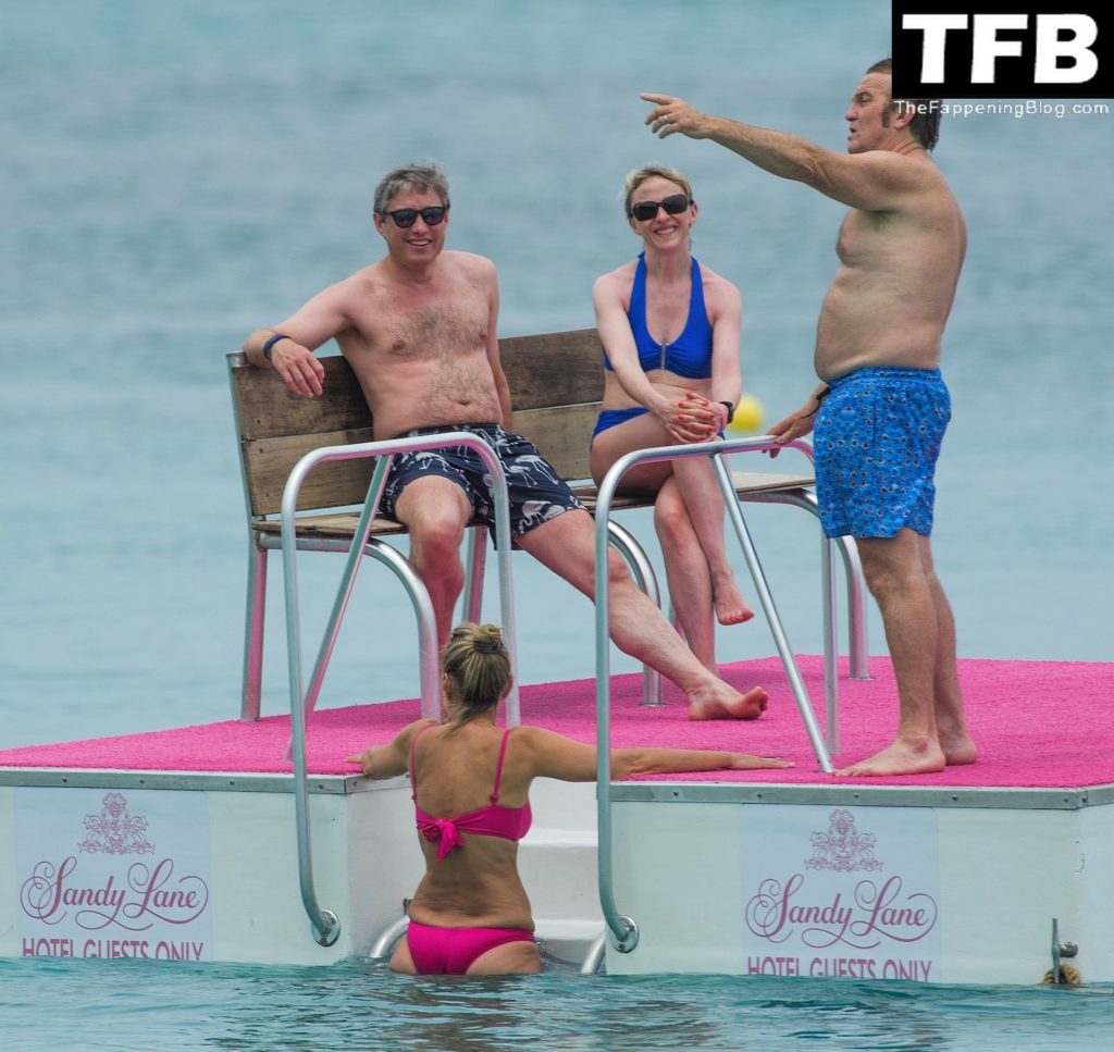 Bradley Walsh &amp; Donna Derby Enjoy a Day on the Beach in Barbados (48 Photos)