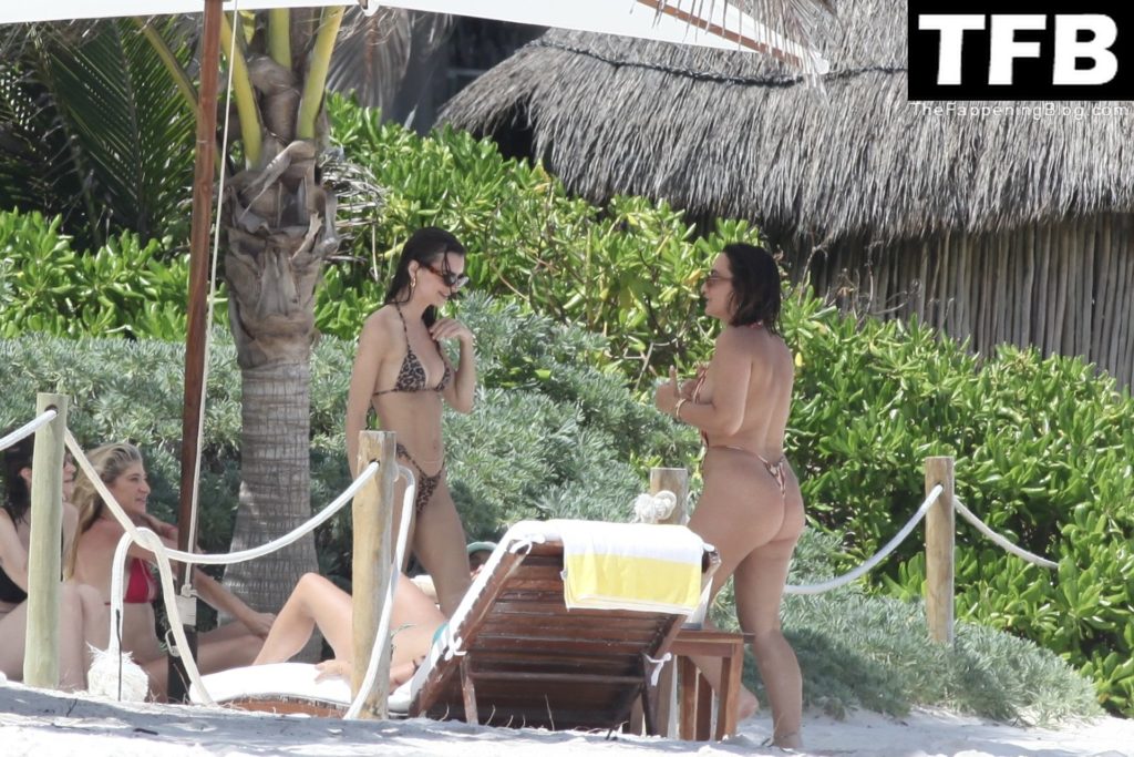 Emily Ratajkowski Shows Off Her Supermodel Figure as She Hits the Beach in Mexico (92 Photos)