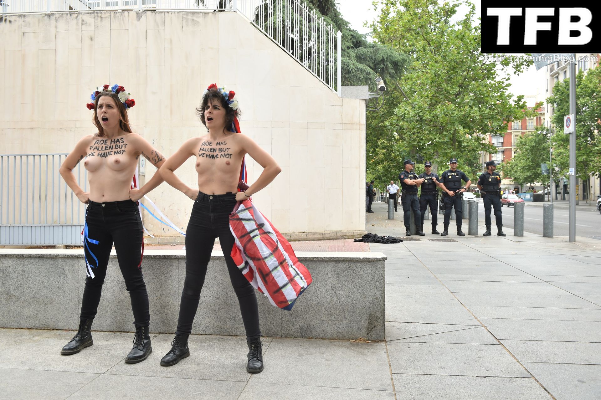 Femen-Nude-The-Fappening-Blog-1.jpg