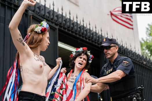 Femen Nude Leaks Photo 5
