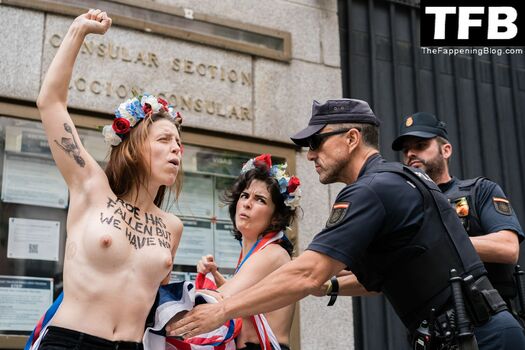 Femen Nude Leaks Photo 6
