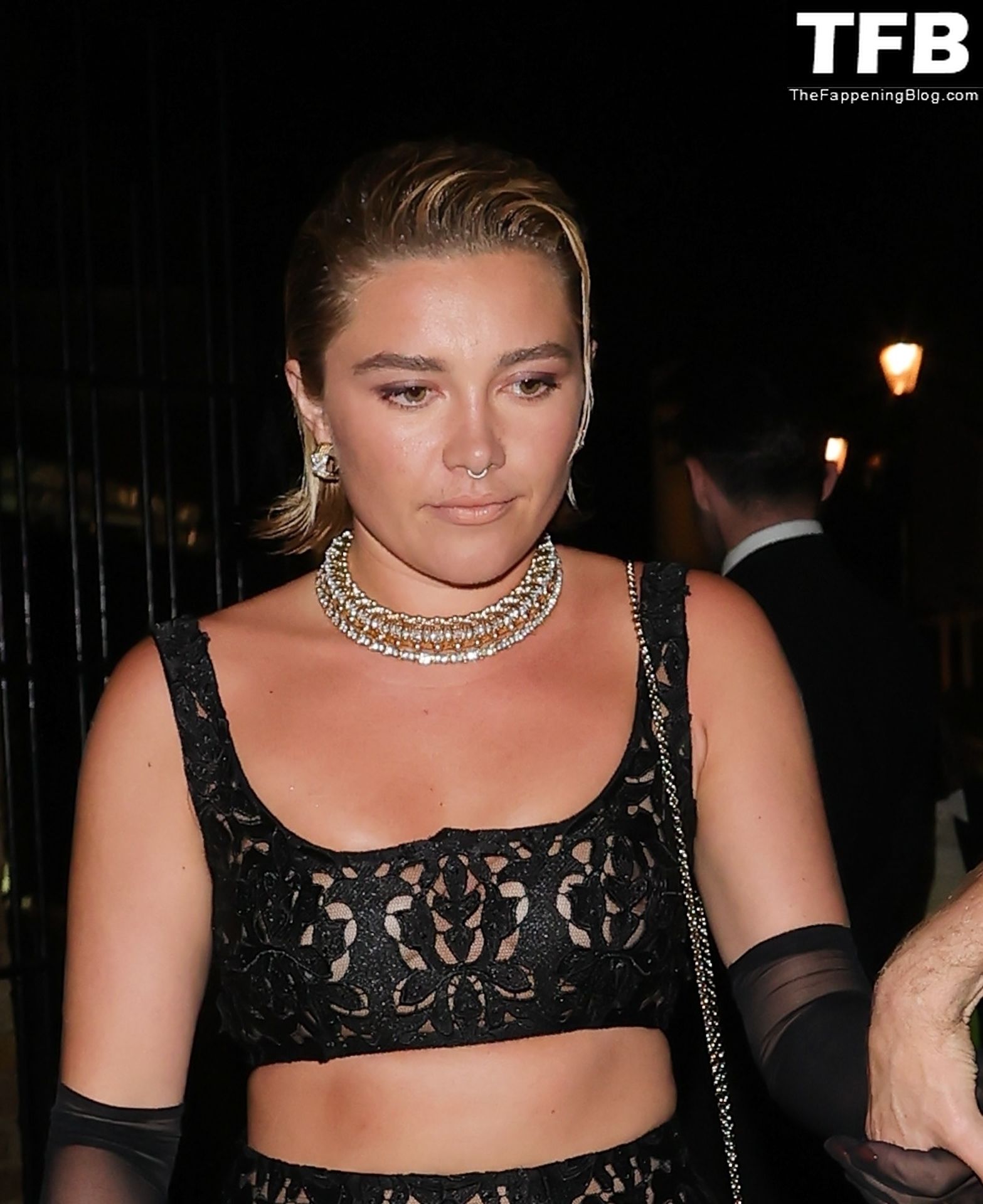Florence-Pugh-Sexy-The-Fappening-Blog-54.jpg