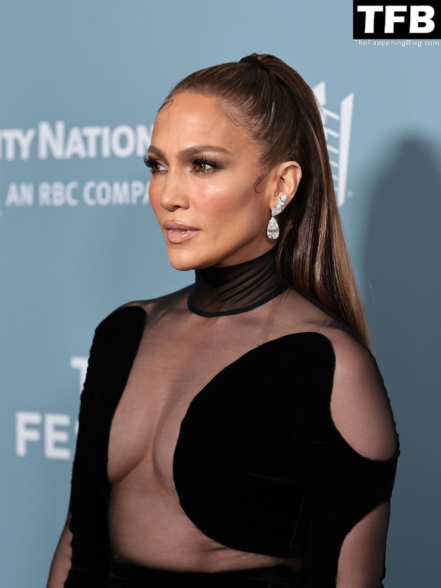 Jennifer-Lopez-Sexy-The-Fappening-Blog-42-1.jpg