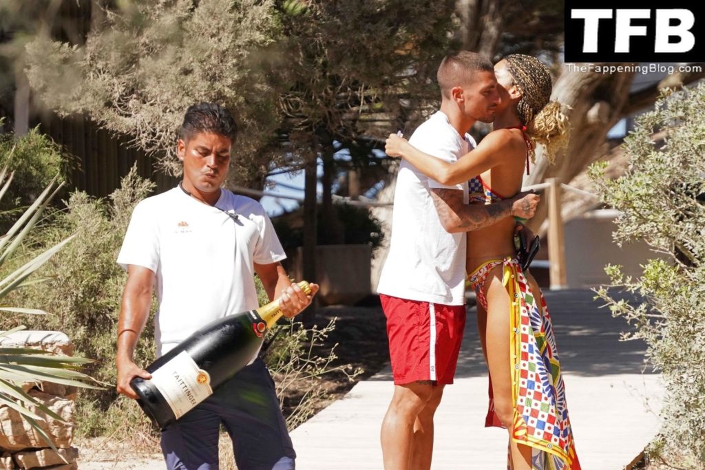 Jessica Aidi &amp; Marco Verratti are Seen Kissing Before Leaving the Beach in Ibiza (22 Photos)