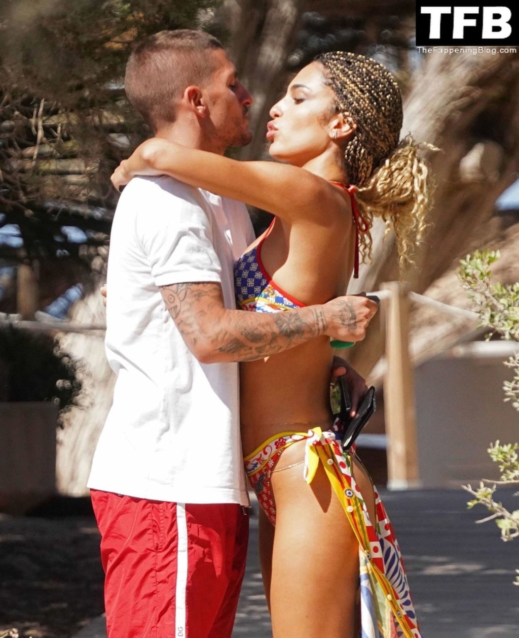Jessica Aidi &amp; Marco Verratti are Seen Kissing Before Leaving the Beach in Ibiza (22 Photos)