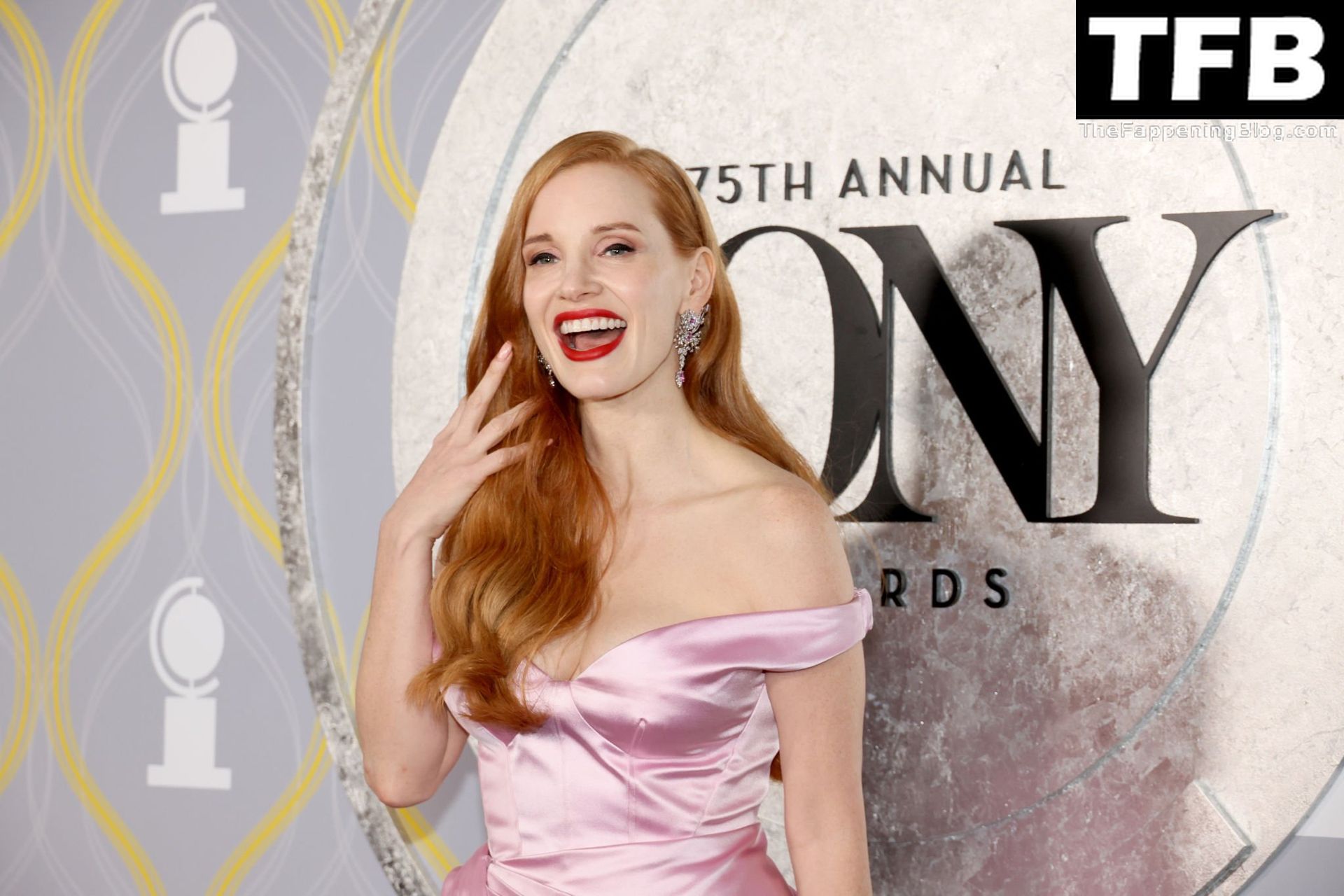 Jessica-Chastain-Sexy-The-Fappening-Blog-16.jpg