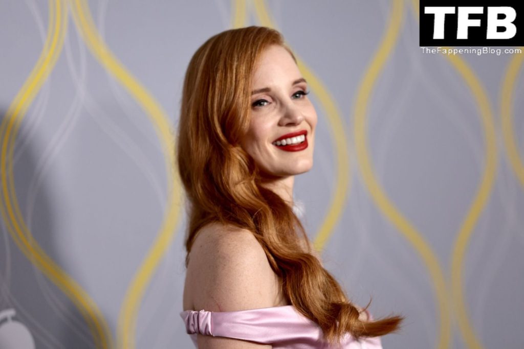 Jessica Chastain Shows Off Her Sexy Tits at the 75th Annual Tony Awards in NYC (46 Photos)