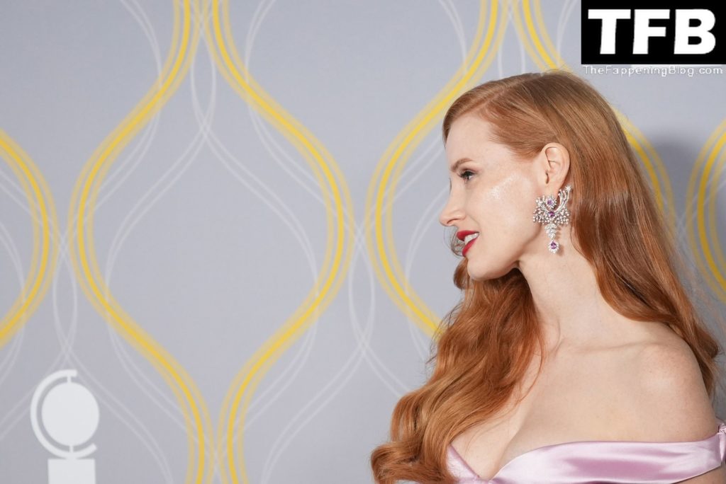 Jessica Chastain Shows Off Her Sexy Tits at the 75th Annual Tony Awards in NYC (46 Photos)