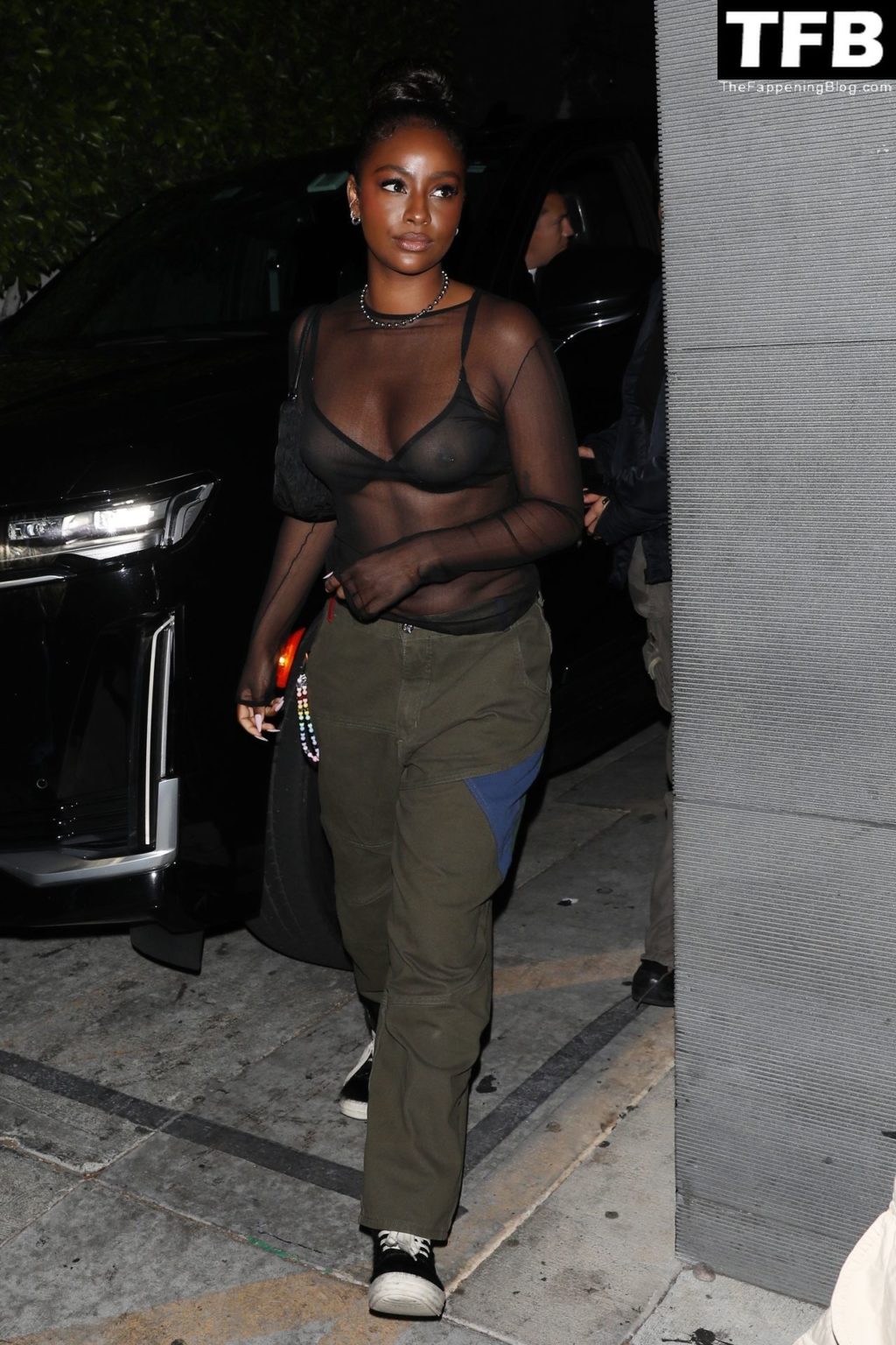 Justine Skye Flashes Her Nude Breasts After Enjoying Dinner in LA (12 Photos)