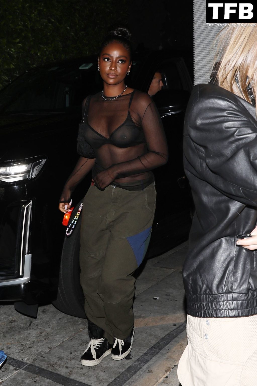 Justine Skye Flashes Her Nude Breasts After Enjoying Dinner in LA (12 Photos)