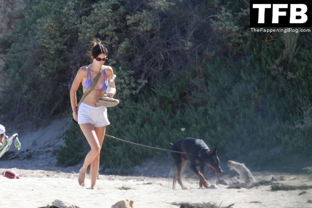 Kendall Jenner Spends Father’s Day in a Bikini Alongside Friends in Malibu (148 Photos)