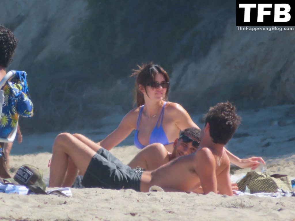 Kendall Jenner Spends Father’s Day in a Bikini Alongside Friends in Malibu (148 Photos)