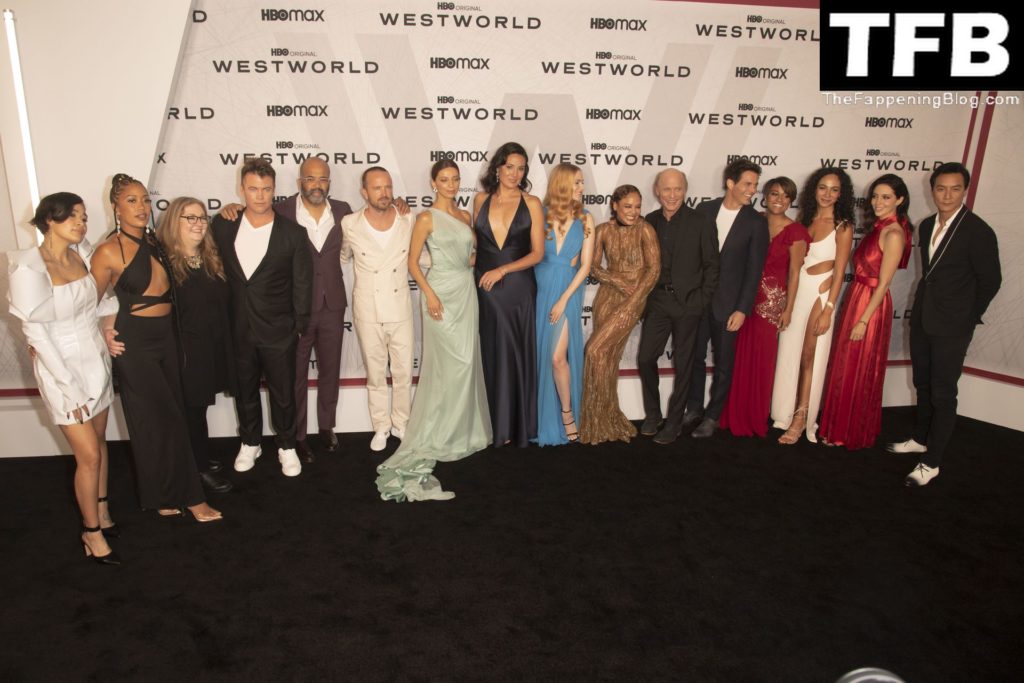 Lisa Joy Shows Off Her Sexy Tits &amp; Legs at the Premiere of Season 4 of “Westworld” in NYC (21 Photos)