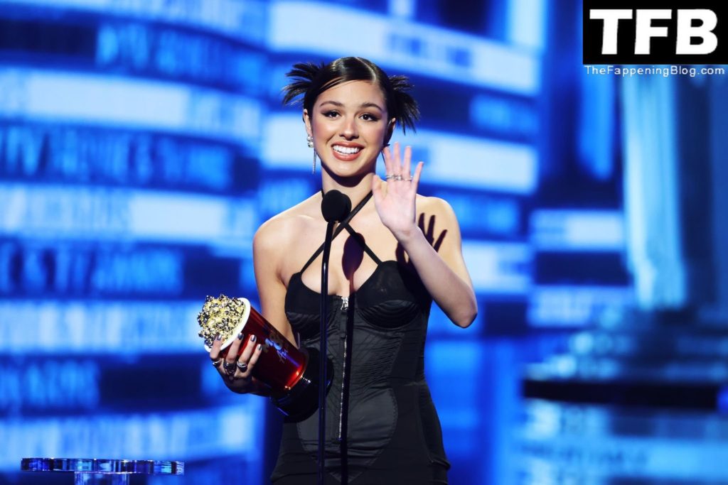 Olivia Rodrigo Flaunts Her Sexy Figure at the 2022 MTV Movie &amp; TV Awards in Santa Monica (120 Photos)