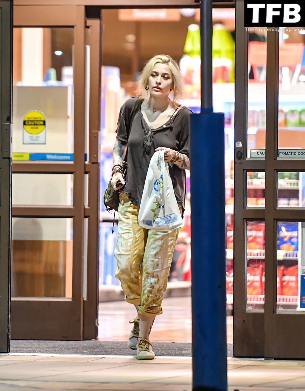 Braless Paris Jackson is Spotted in Los Angeles (18 Photos)