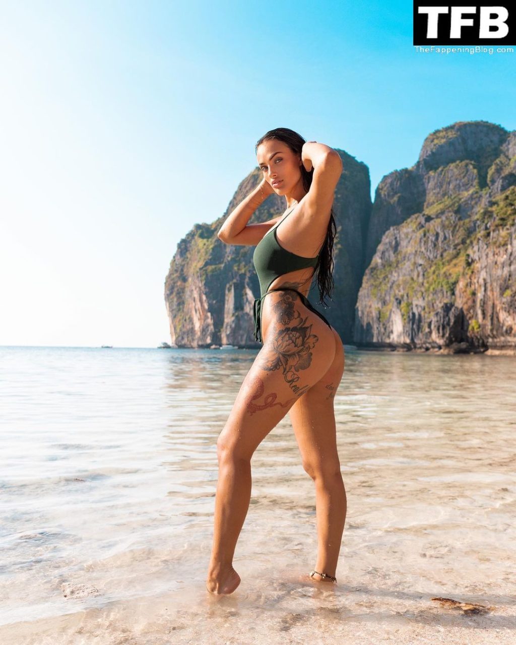 Paulina Ljubas Nude &amp; Sexy Collection (98 Photos)