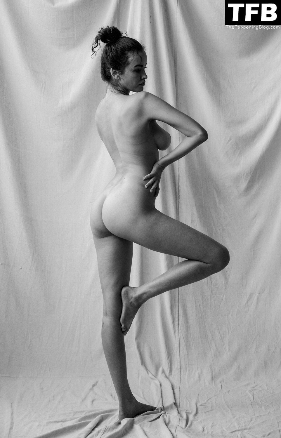Sarah Stephens Nude (17 Photos)
