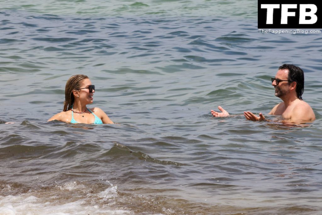Sylvie Meis And Her Family Enjoy a Beach Day in Saint Tropez (146 Photos)