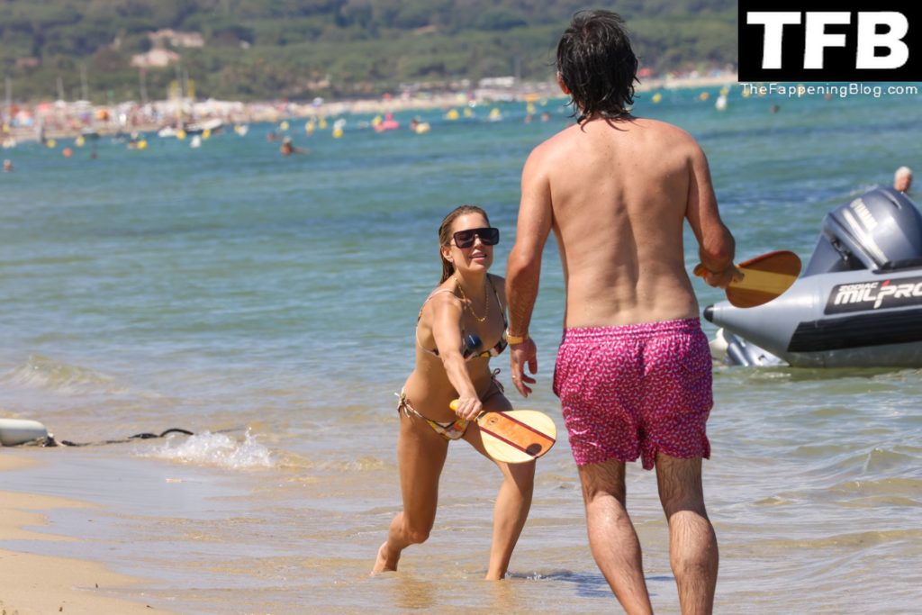 Sylvie Meis &amp; Niclas Castello Enjoy a Day on the Beach in Saint Tropez (74 Photos)