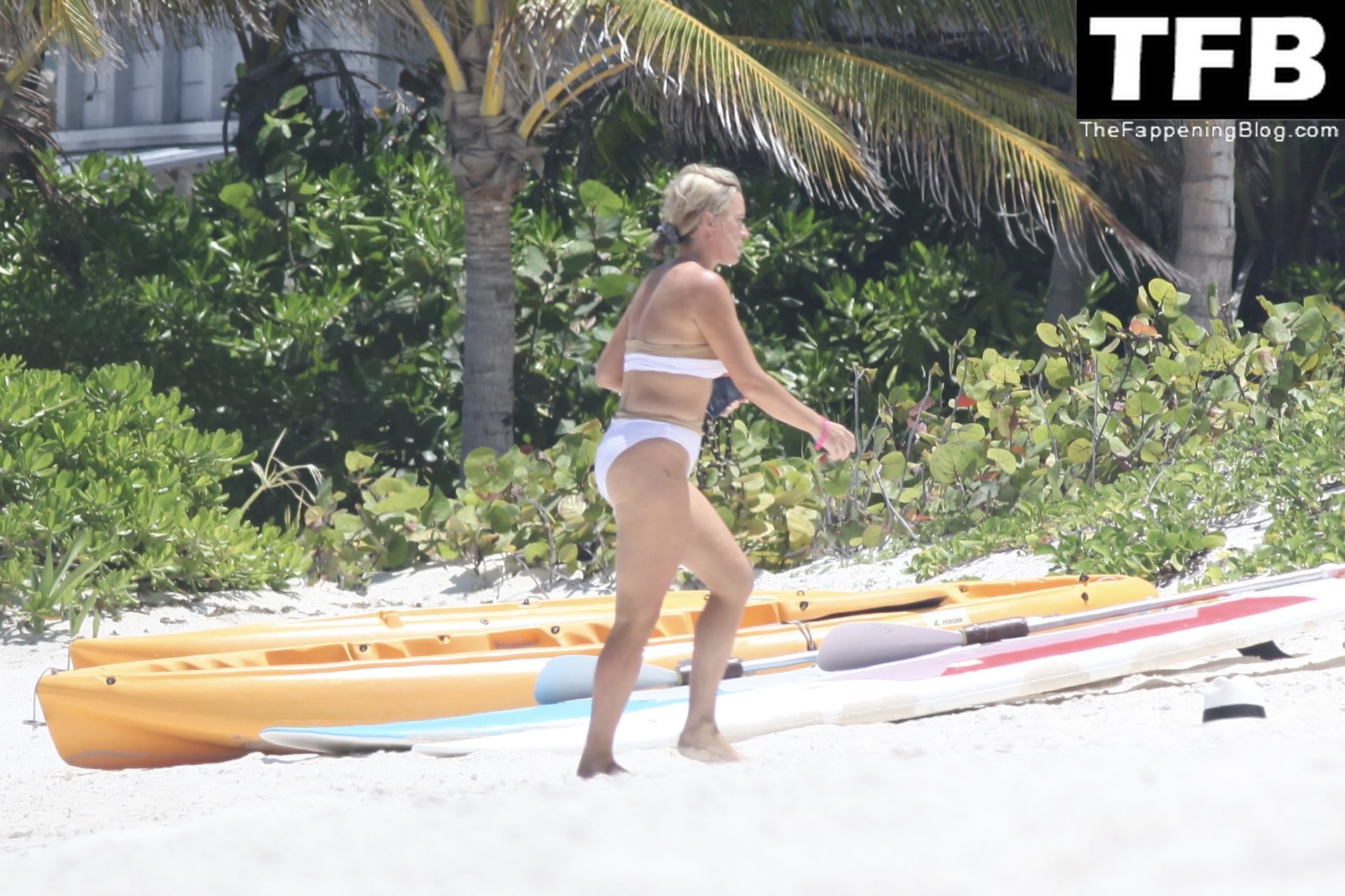 Teddi Mellencamp Looks Sexy in a White Bikini as She Hits the Beach in Mexi...