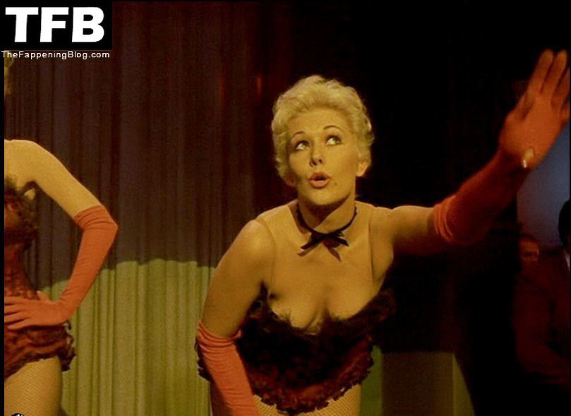 Kim Novak Nude &amp; Sexy (8 Photos)