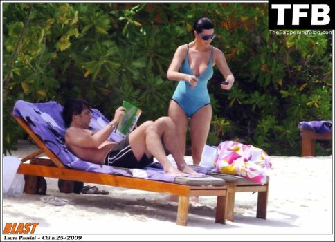 Laura Pausini / laurapausini Nude Leaks Photo 37