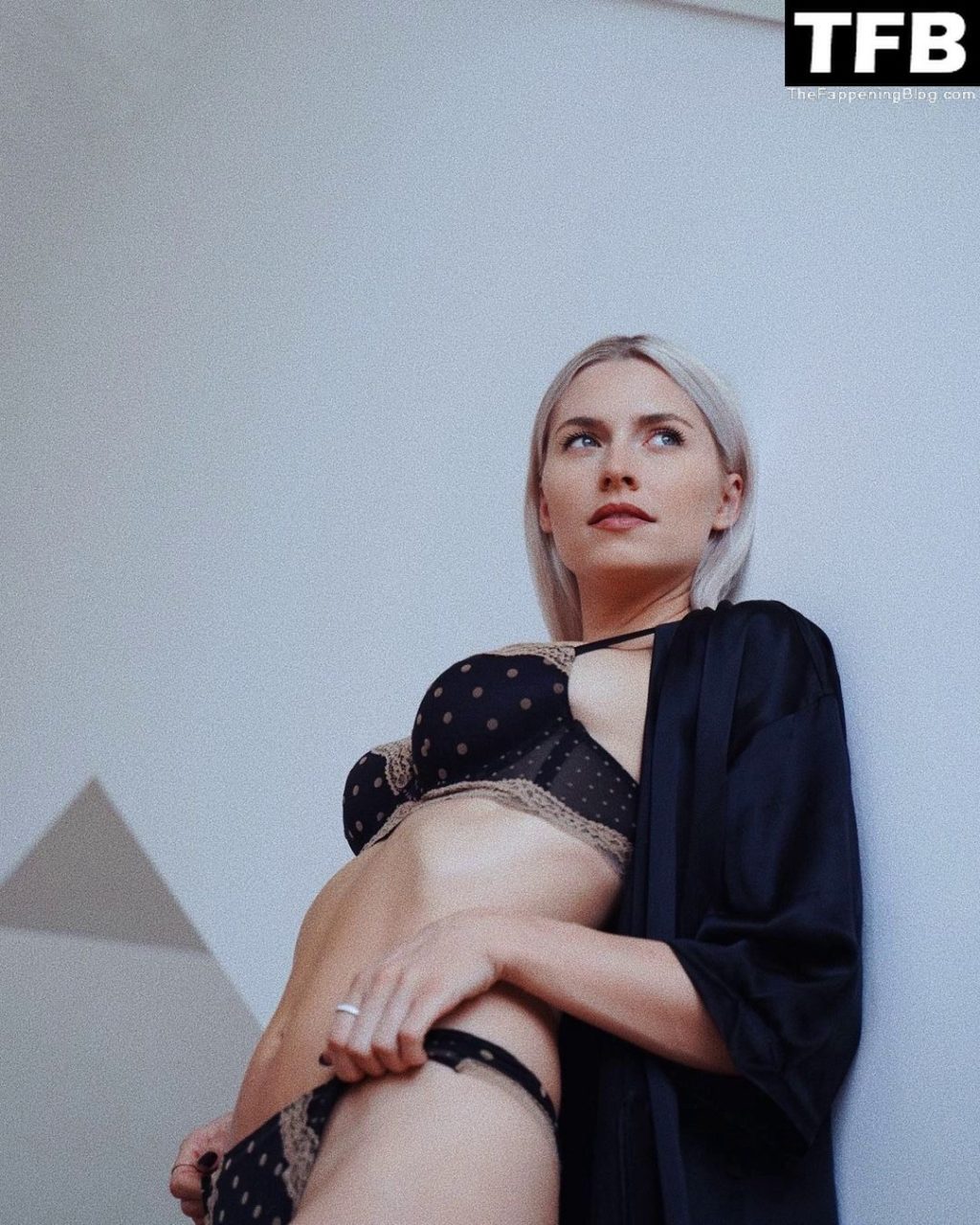 Lena Gercke Nude &amp; Sexy Collection – Part 2 (150 Photos)