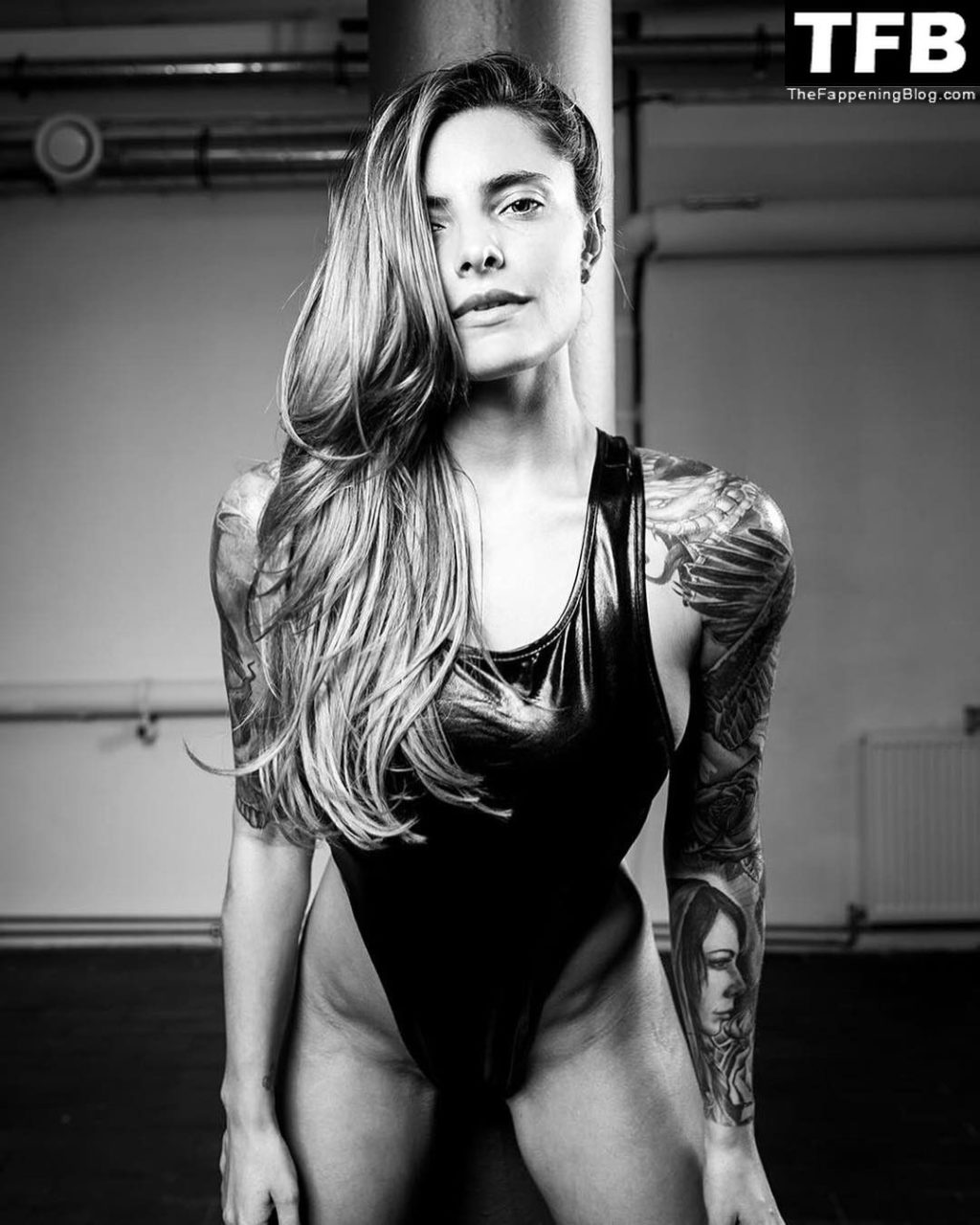 Sophia Thomalla Nude &amp; Sexy Collection – Part 2 (150 Photos)