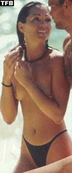 Tania Zaetta Nude &amp; Sexy Collection (22 Photos)