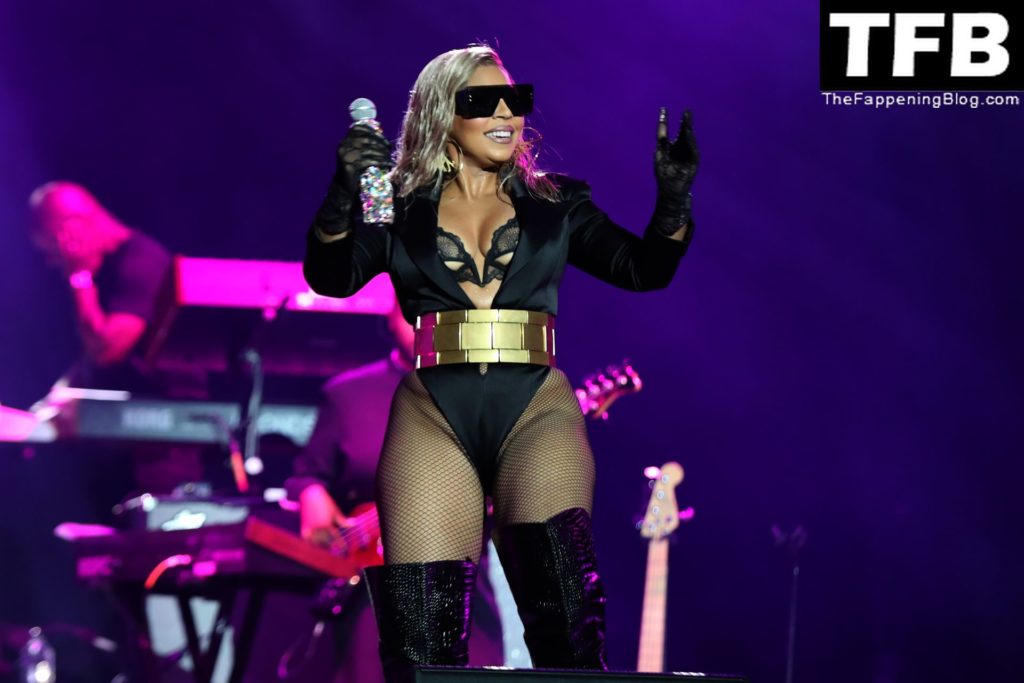 Ashanti Flaunts Her Sexy Tits at the 2022 Essence Festival of Culture in in New Orleans (34 Photos)