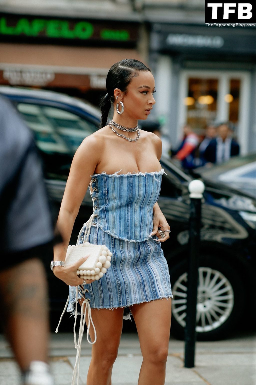 Draya Michele Flaunts Her Sexy Breasts in Paris (8 Photos)