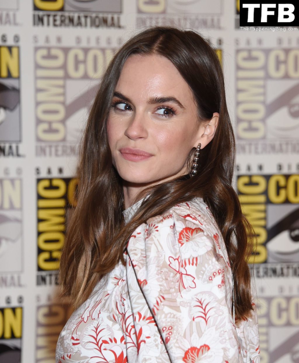Ema Horvath Flaunts Her Sexy Legs During Comic-Con International in San Diego (20 Photos)