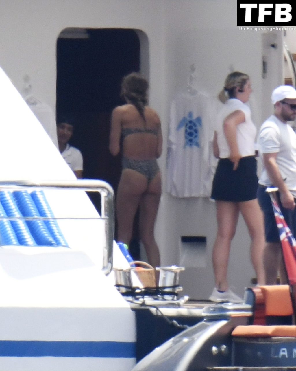 Gisele Bundchen &amp; Tom Brady Enjoy Their Summer Holidays on a Luxury Yacht in Italy (35 Photos)