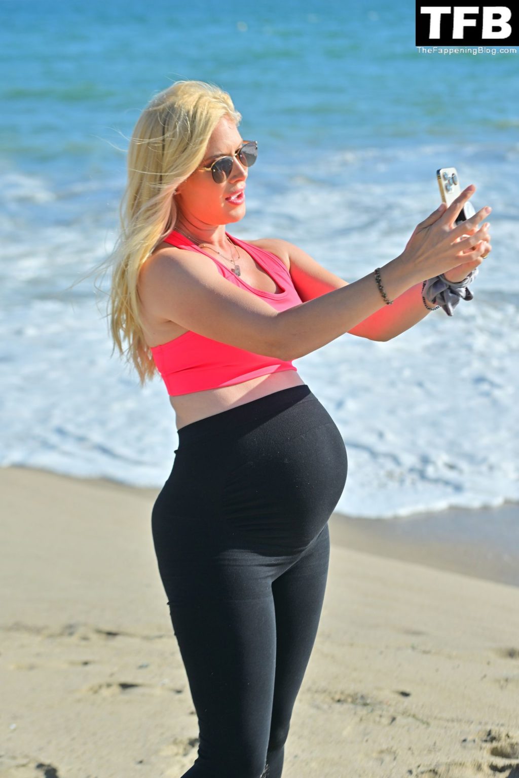 Pregnant Heidi Pratt Practices Yoga on the Beach in Santa Monica (47 Photos)