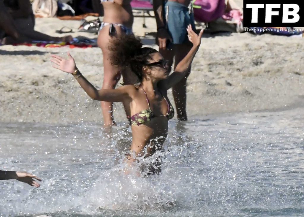Jessica Aidi &amp; Marco Verratti are Seen on the Beach in Mykonos (46 Photos)