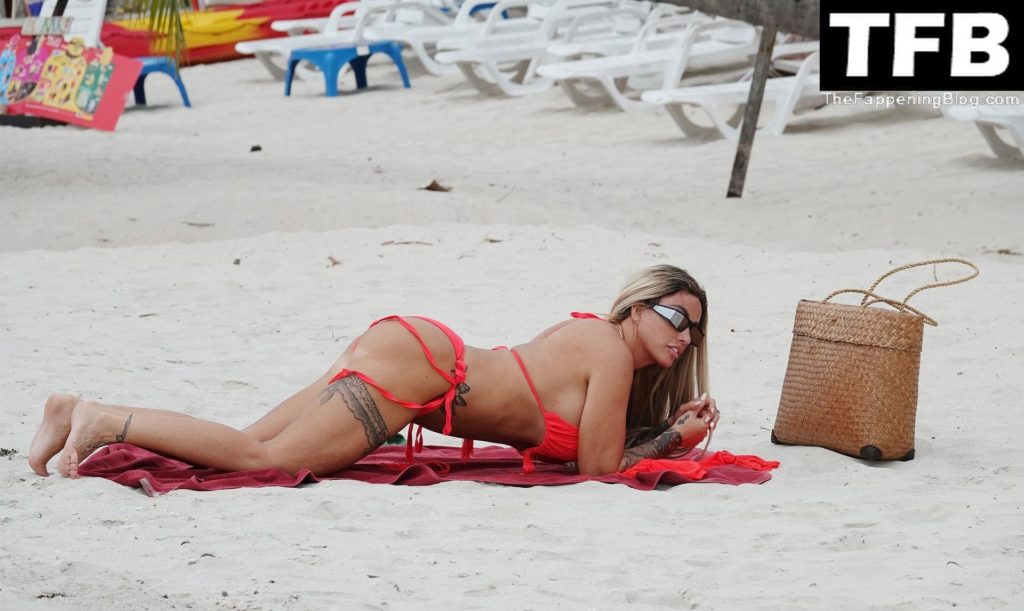 Katie Price Shows Off Her Bikini Body While Relaxing on the Beach in Thailand (57 Photos)