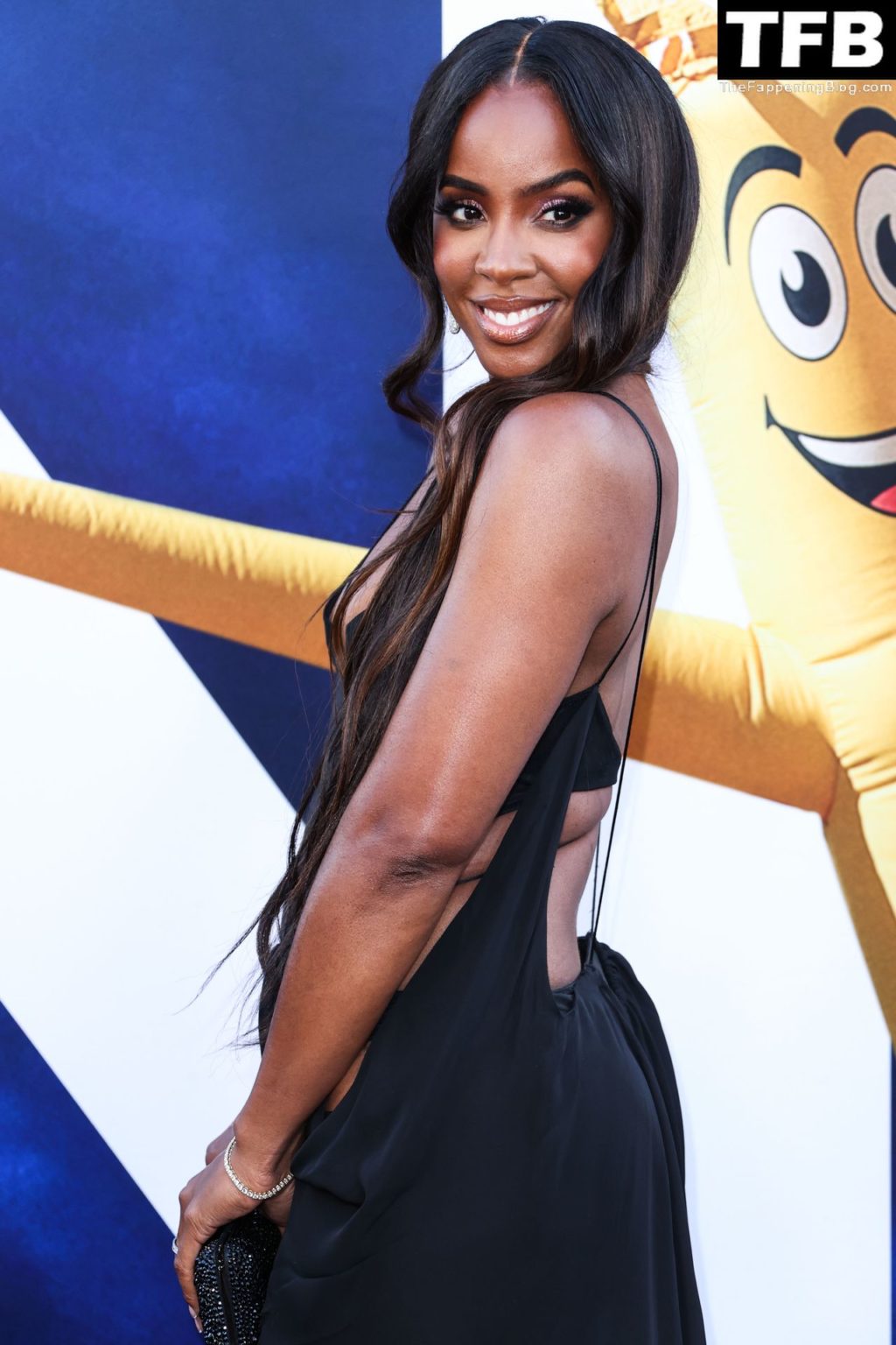 Kelly Rowland Shows Off Her Sexy Tits at the “Nope” Los Angeles Premiere (49 Photos)