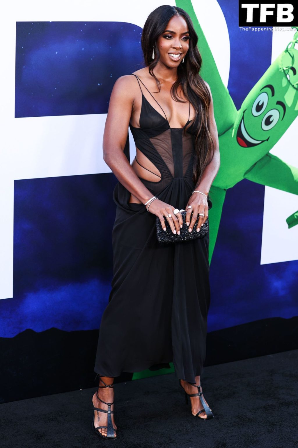 Kelly Rowland Shows Off Her Sexy Tits at the “Nope” Los Angeles Premiere (49 Photos)