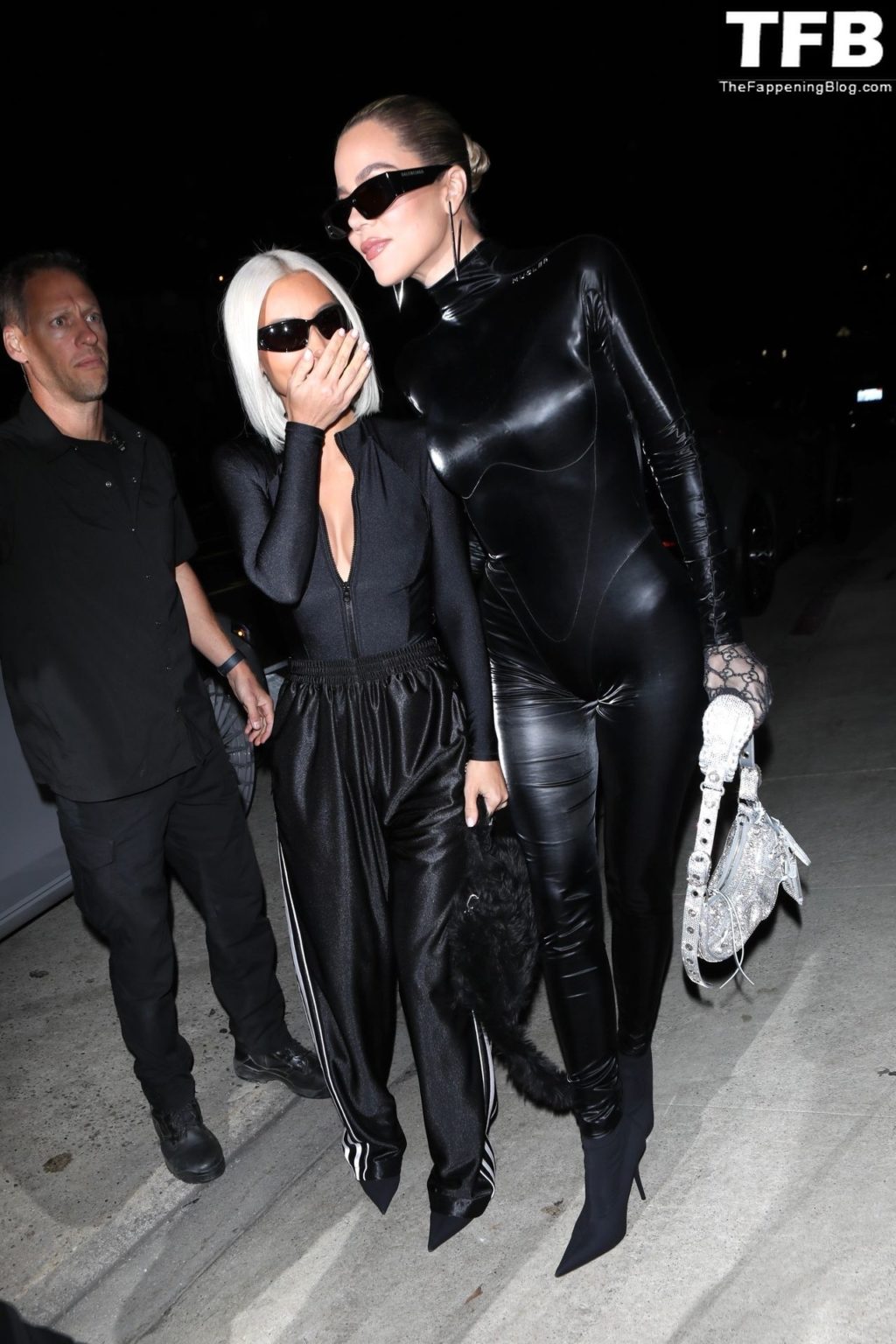 Kim Kardashian &amp; Khloe Kardashian Stun in Balenciaga/Gucci Fashion While Out to Dinner in Santa Monica (150 Photos)
