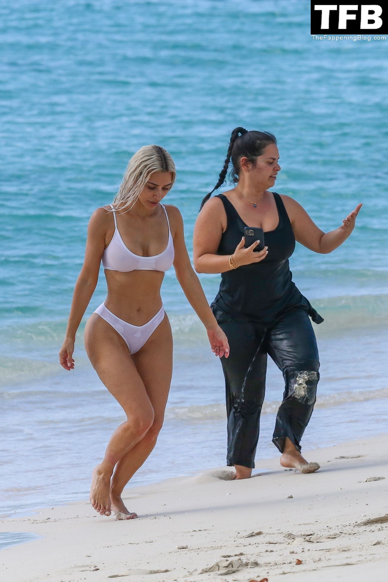 Kim-Kardashian-Sexy-The-Fappening-Blog-62-1.jpg