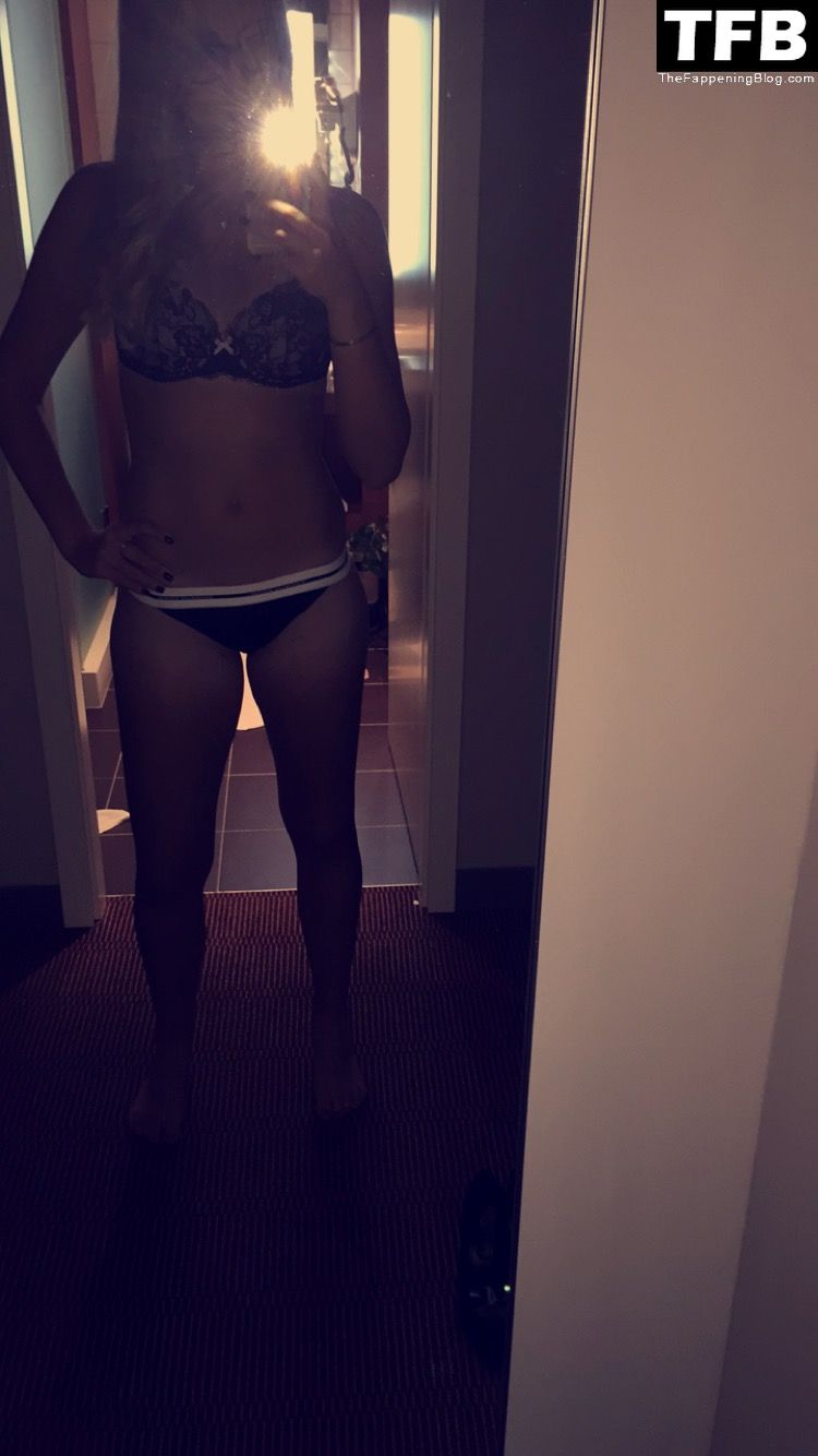 Kristina-Mladenovic-Sexy-Leaked-The-Fappening-Blog-13.jpg